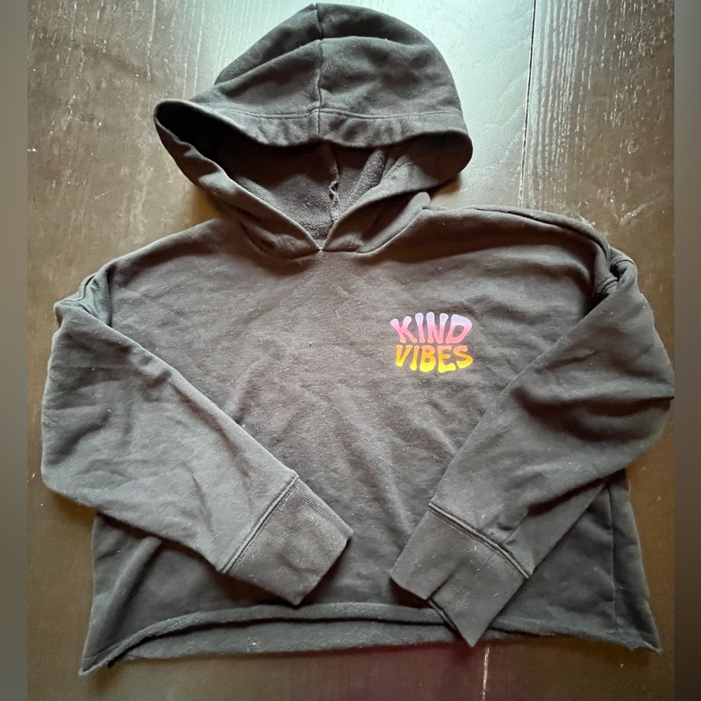 Old Navy Kind Vibes black crop hoodie, girls’ size 8